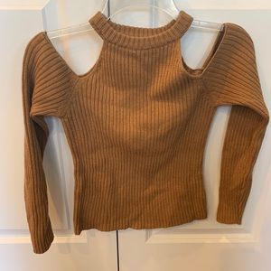 Sweater, shoulder-less